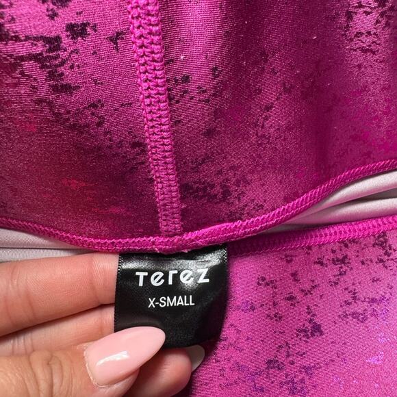 Terez Shiny Foil Workout Athleisure Mid Rise Leggings Pink Raspberry Size XS - Picture 8 of 11